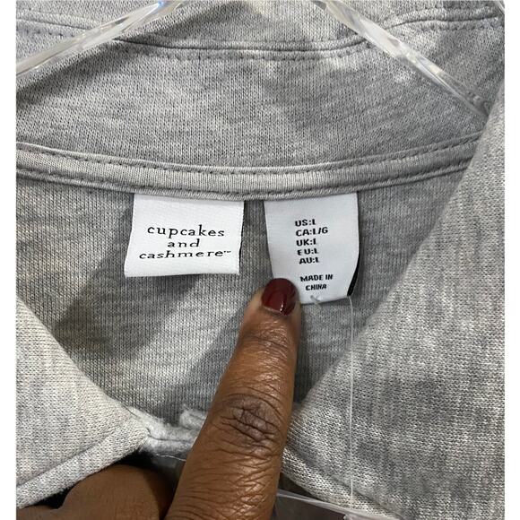 NWT Cupcakes & Cashmere Gray Basic Cozy Fleece Oversized Shacket Size Large - Picture 3 of 10